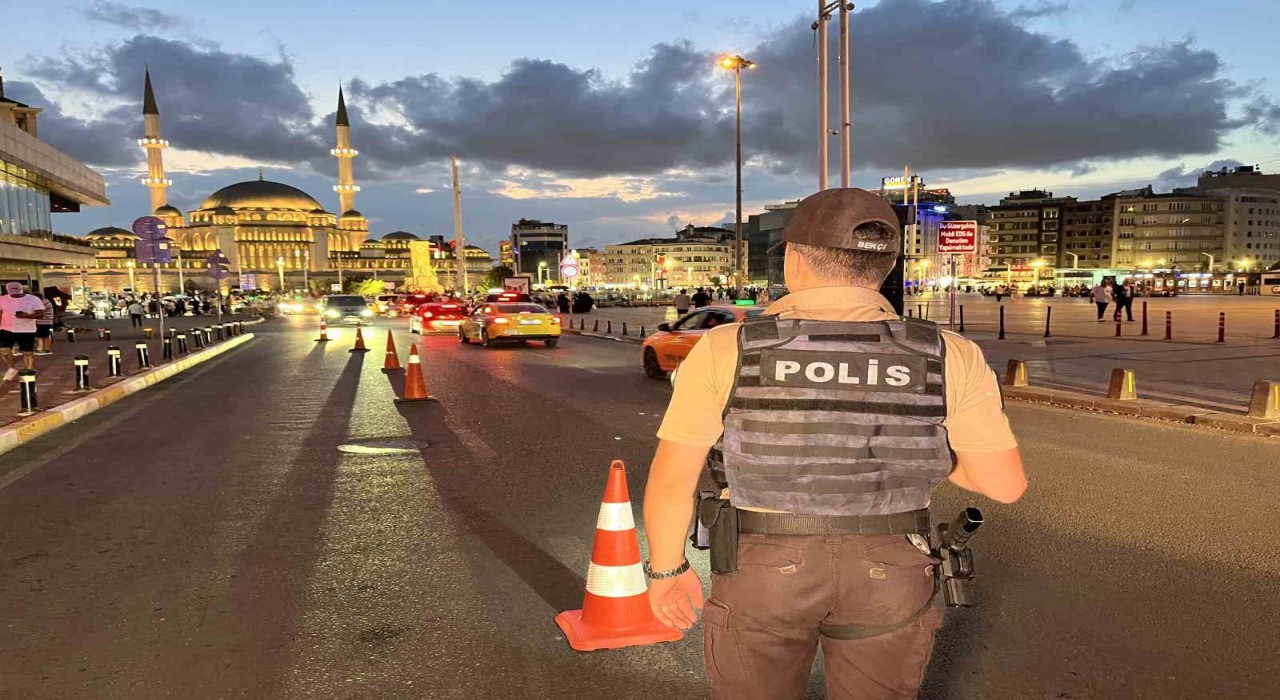 İstanbul genelinde helikopter destekli Huzur İstanbul uygulaması yapıldı