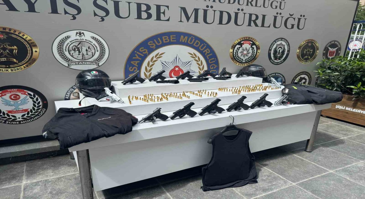 İstanbulda 10 ilçede suç çetelerine eş zamanlı operasyon düzenlendi: 29 şüpheli yakalandı