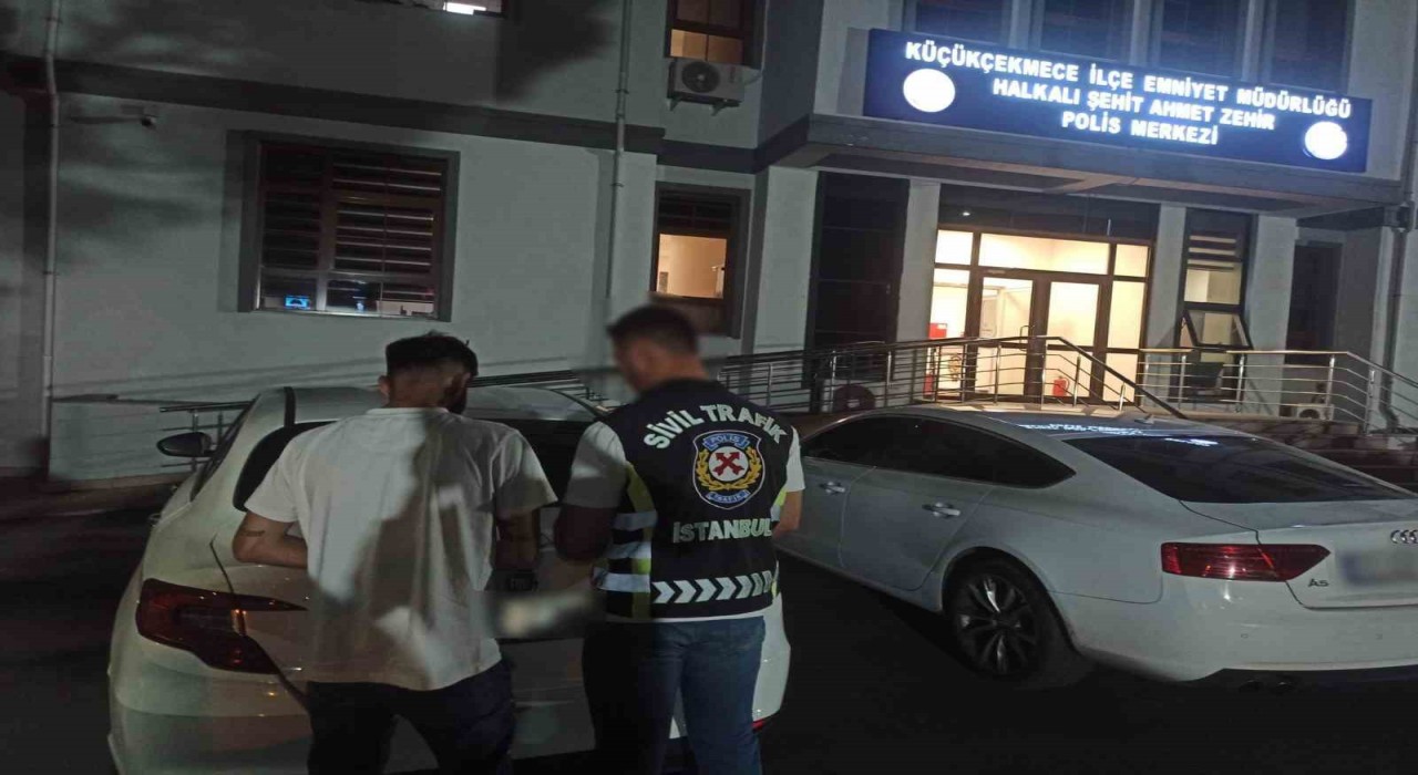 İstanbulda makas atan sürücüye 11 bin 253 TL idari para cezası