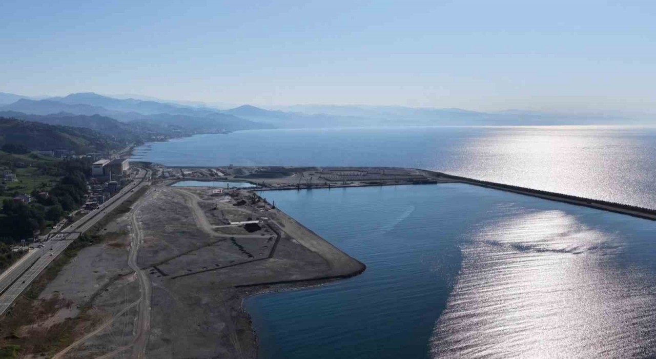 İyidere Lojistik Merkezinin inşaat çalışmaları sürüyor