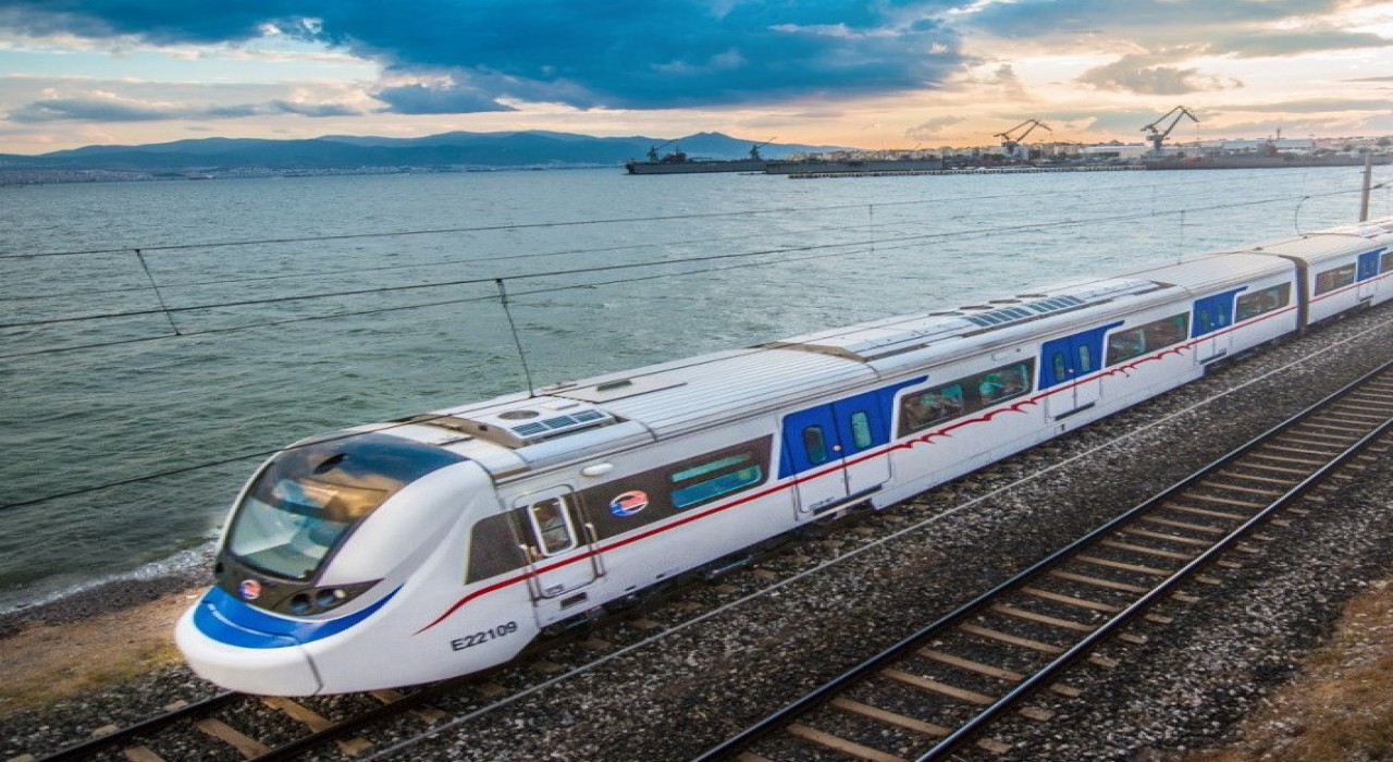 İZBANda 90 dakika aktarma kaldırıldı