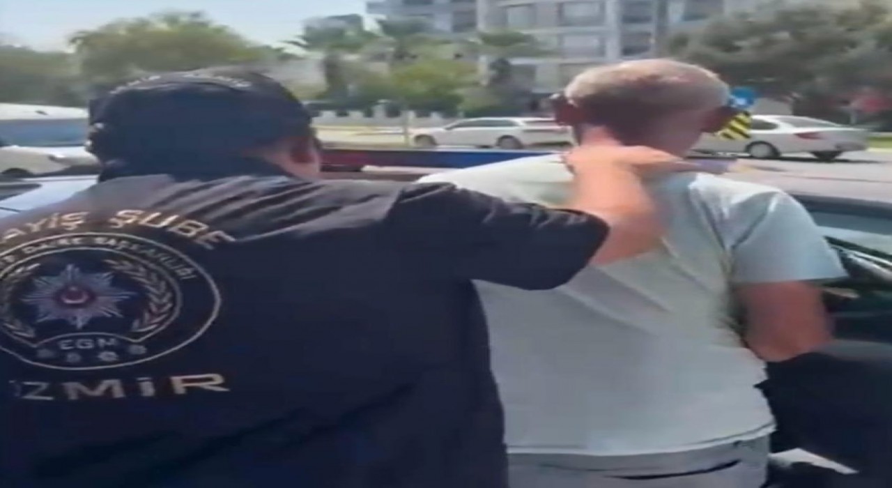 İzmirde 11 yıl hapisle aranan firari şahıs yakalandı