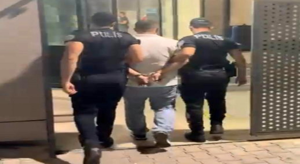 İzmirde 12 yıl hapis cezasıyla aranan şahıs yakalandı