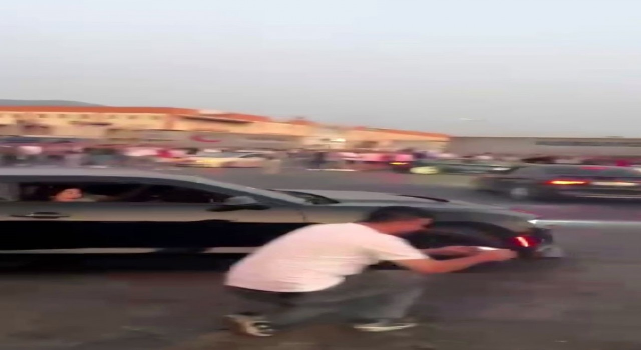 İzmirde tehlikeli şov