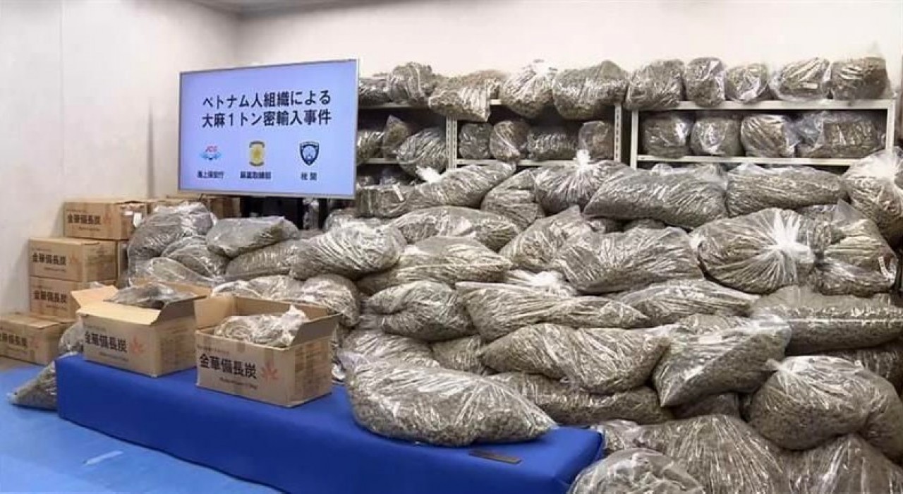 Japonyadaki uyuşturucu operasyonunda bin 46 tonluk rekor miktarda esrar ele geçirildi