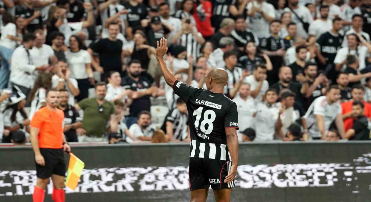 Joao Mario gollerine devam ediyor