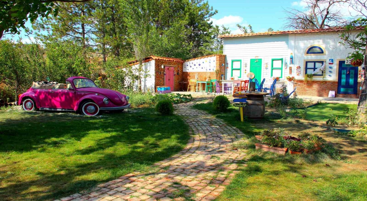 Kadın girişimci eski balık lokantasını fotoğraf platosuna dönüştürdü: Evlendiğimiz günden beri hayalini kuruyorduk