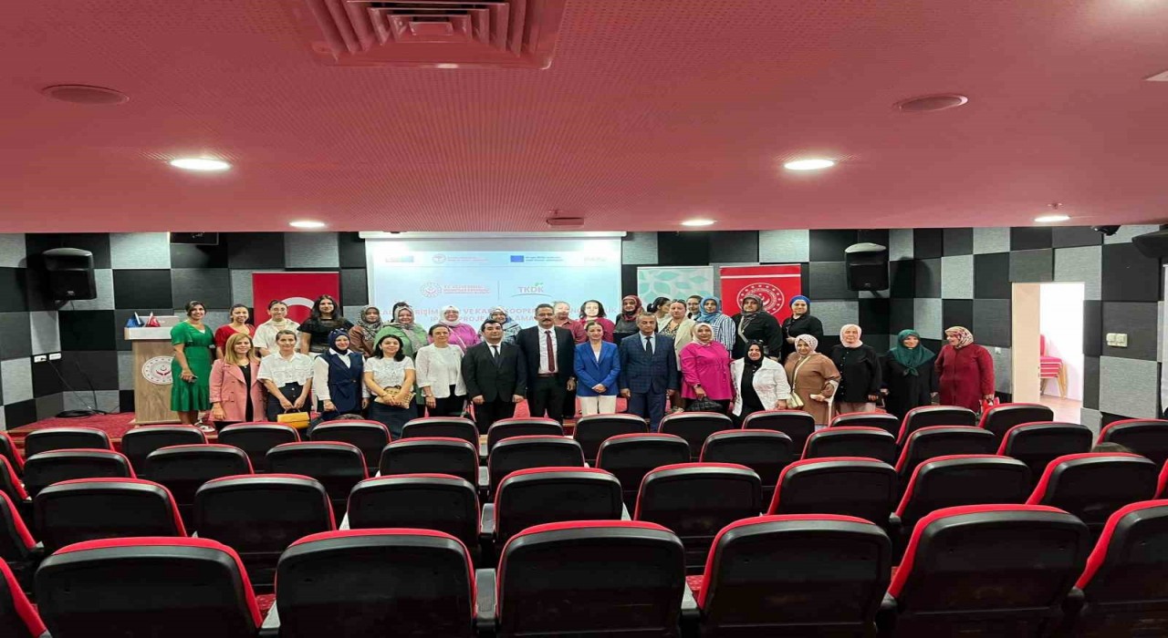 Kadın Kooperatiflerine IPARD proje hazırlama eğitimi Bilecikte düzenlendi