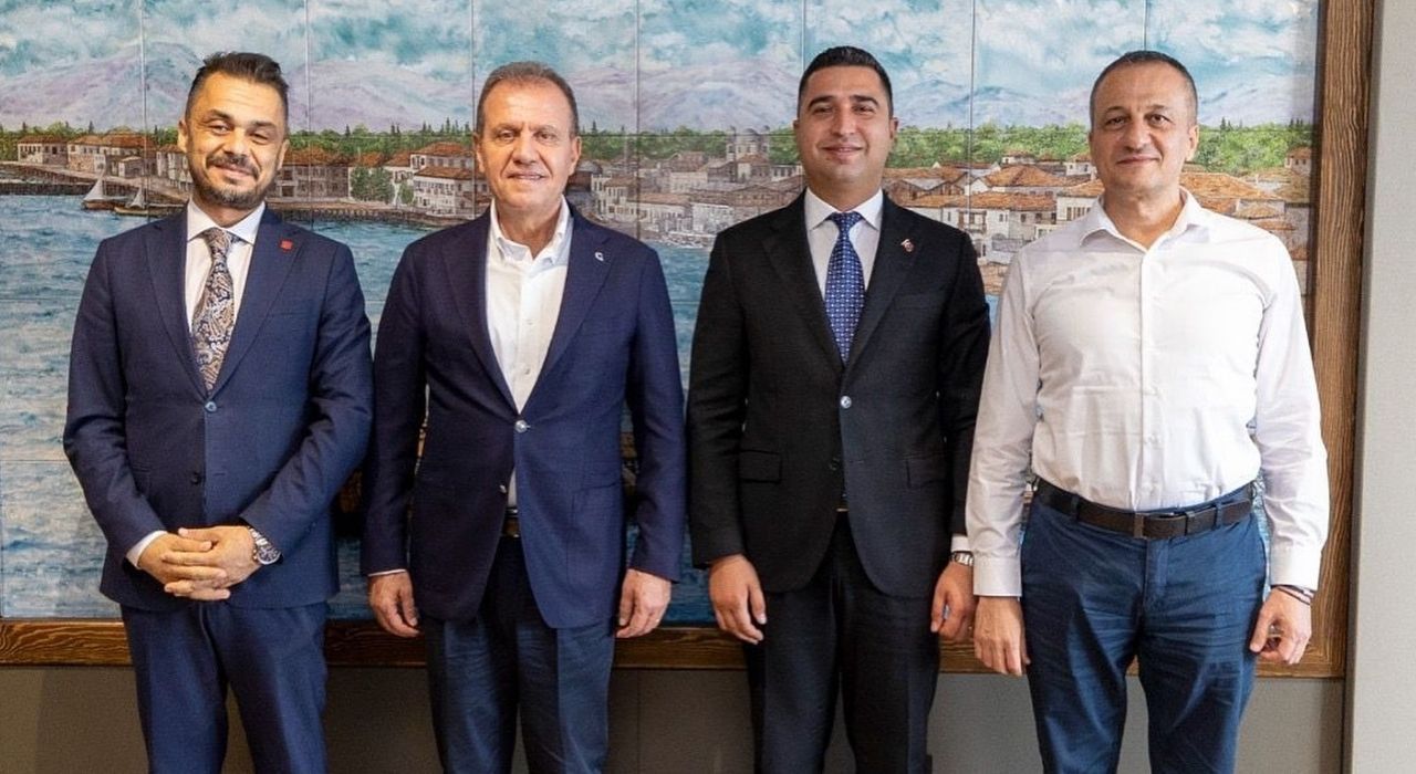 Kadirli Belediye Başkanı Olcar, Mersin BB Başkanı Seçer’i Ziyaret Etti