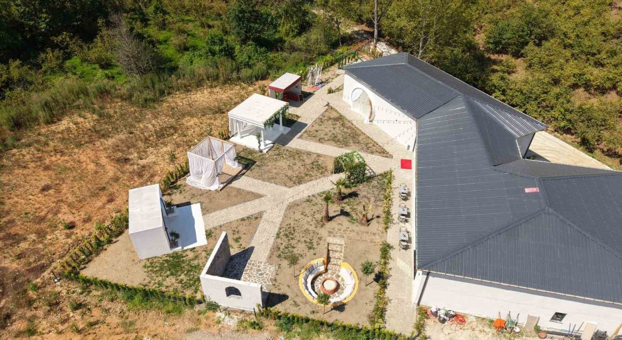 Kafa kafaya verdiler, Doğu Karadenizin en büyük fotoğraf çekim platosunu kurdular