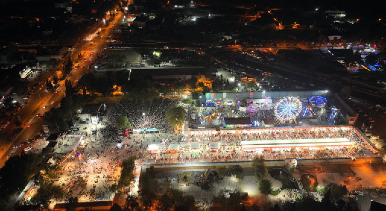Kahramanmaraş Ağustos Fuarı 16 Günde 1 Milyonu Aşkın Ziyaretçiyi Ağırladı