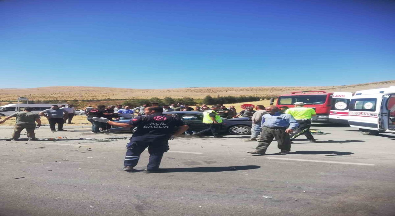 Kahramanmaraşta zincirleme kaza: 1 ölü, 8 yaralı