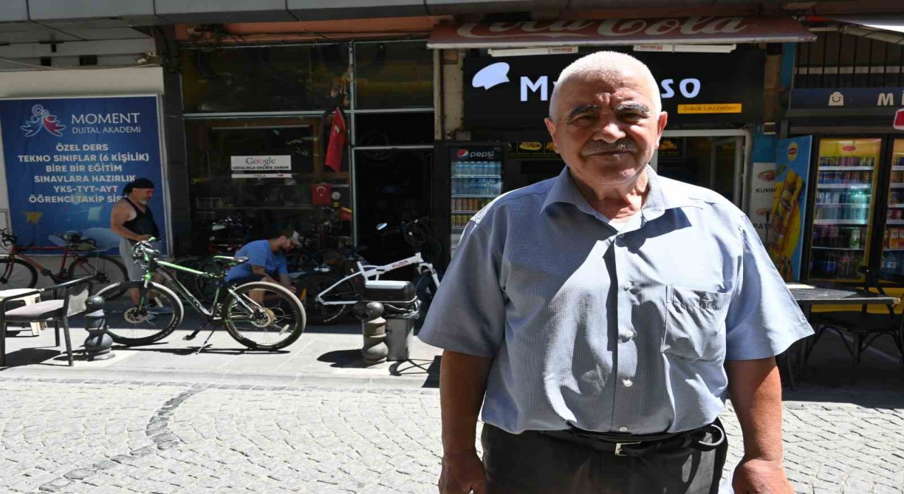 Kanser arkadaşı için baktığı dükkan yanınca eskisinden daha güzel hale getirdi