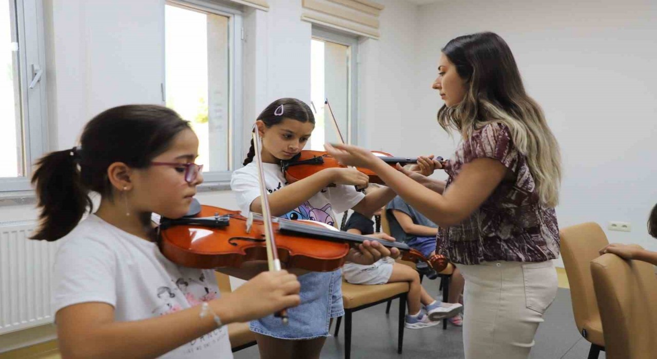 Karabükte GSB Gençlik Yaz Kulübü yoğun ilgi görüyor
