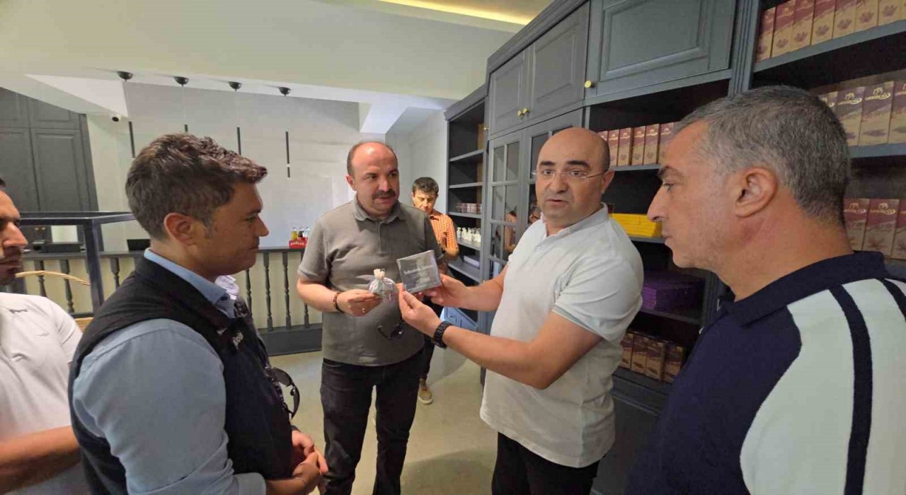 Karabükte ‘Lavanta Kokulu Safran Bahçesinden 5 ton lavanta hasat edildi