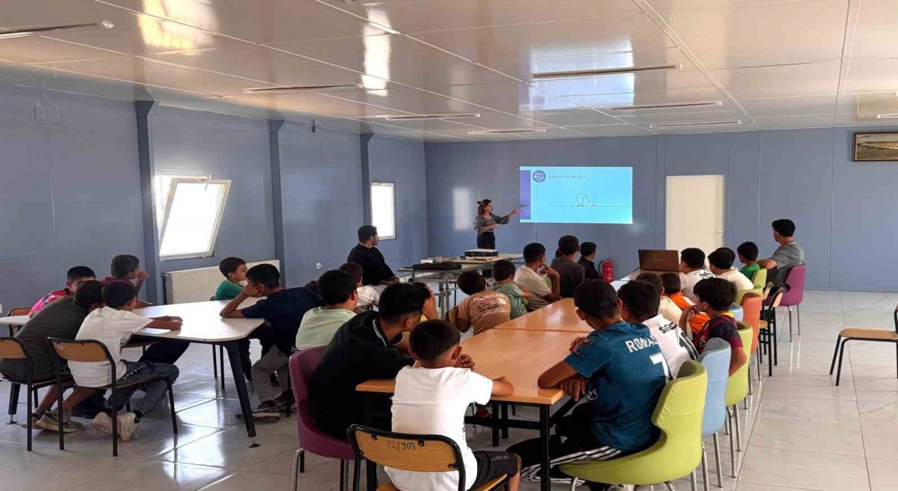 Karakoyunlu ilçesinde madde bağımlılığına karşı farkındalık eğitimi