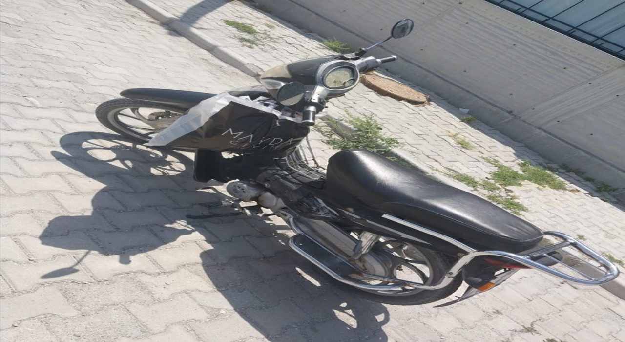 Karapınarda motosiklet kazası: 2 yaralı