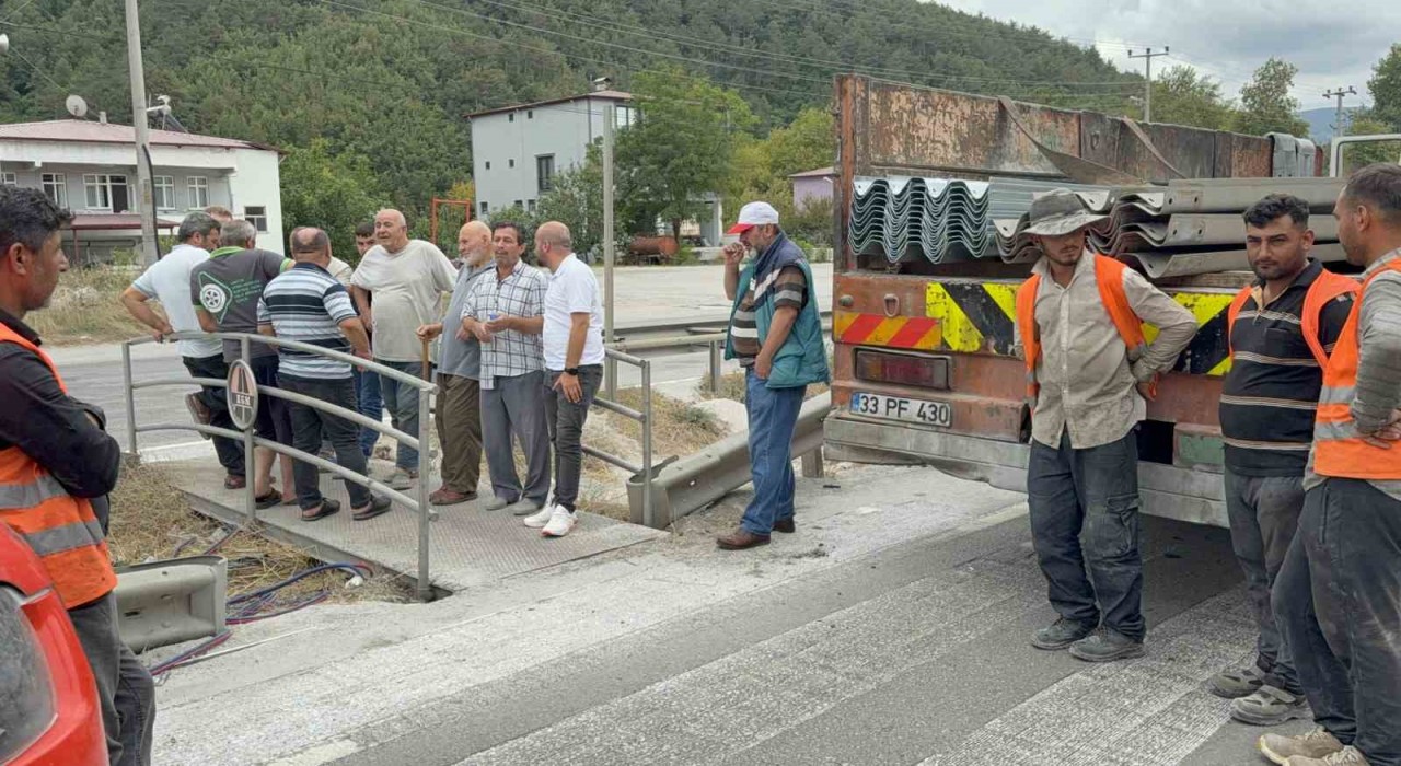 Karayollarına geçit vermediler