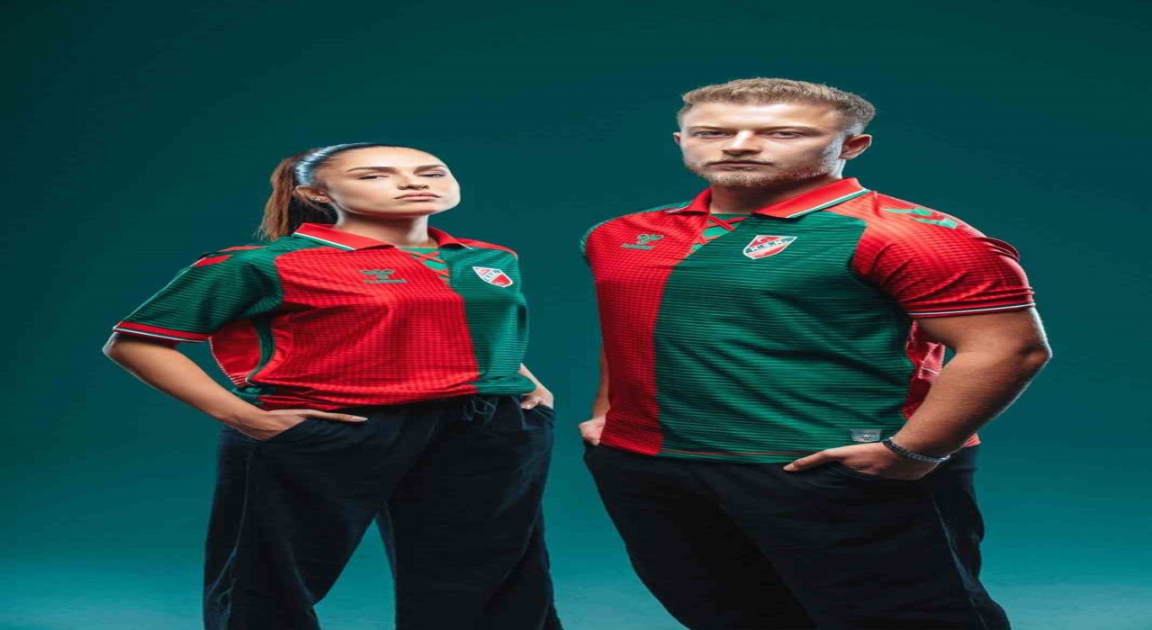 Karşıyaka Spor Kulübü, yeni sezon formalarını tanıttı