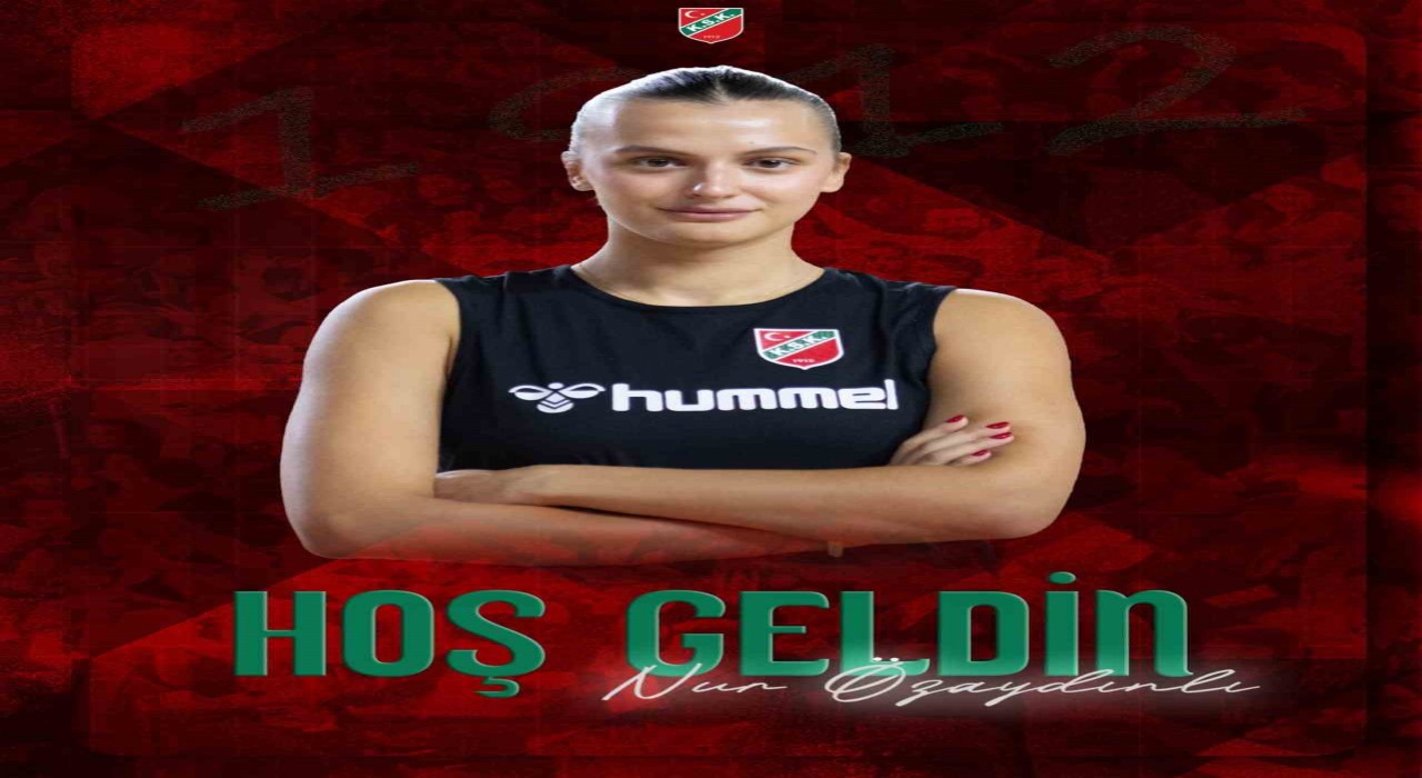 Karşıyaka Voleyboldan orta oyuncu takviyesi
