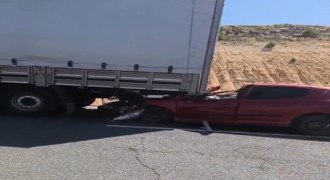 Karsta trafik kazası: 1 yaralı