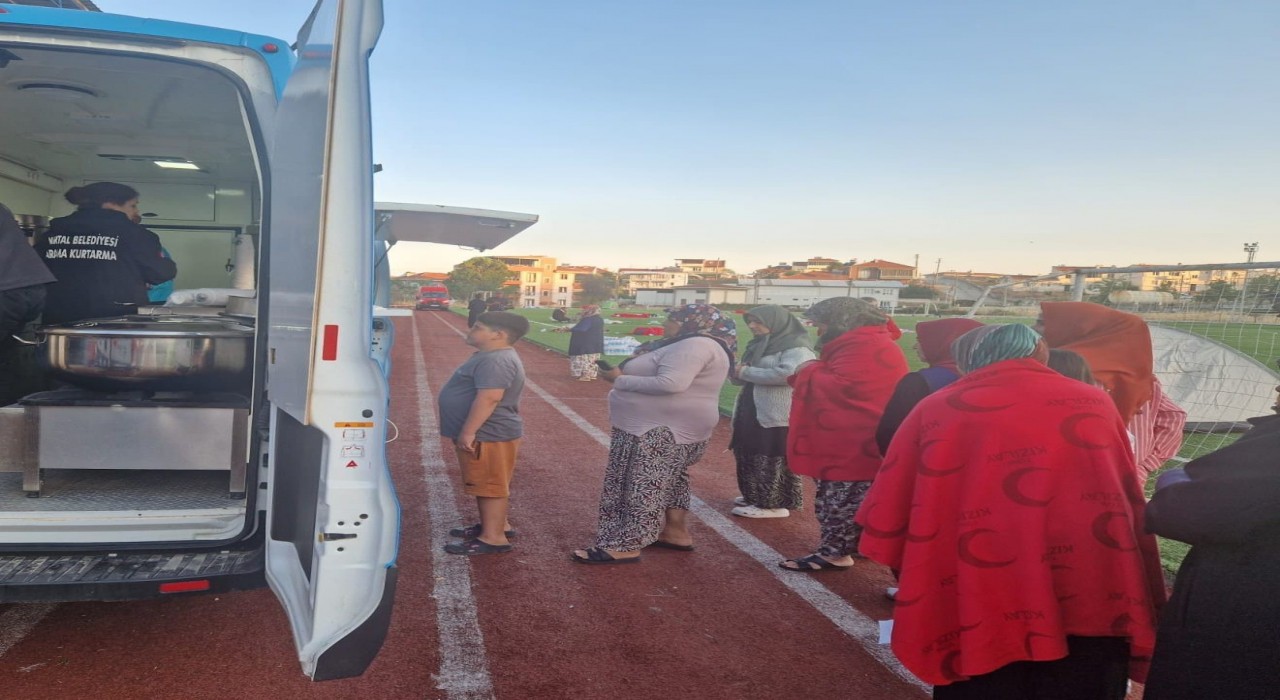 Kartal Belediyesinden Balıkesirdeki çalışmalara destek