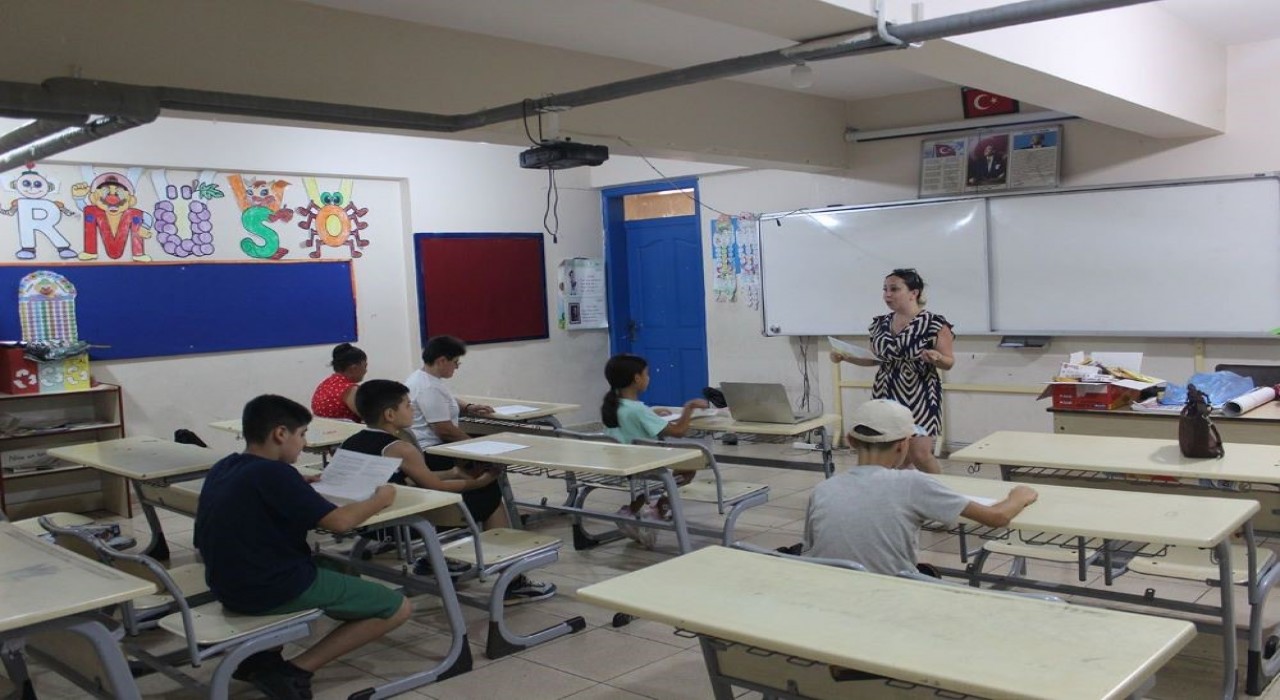 Kastamonu Üniversitesinden Antakyaya umut taşıyan köprü