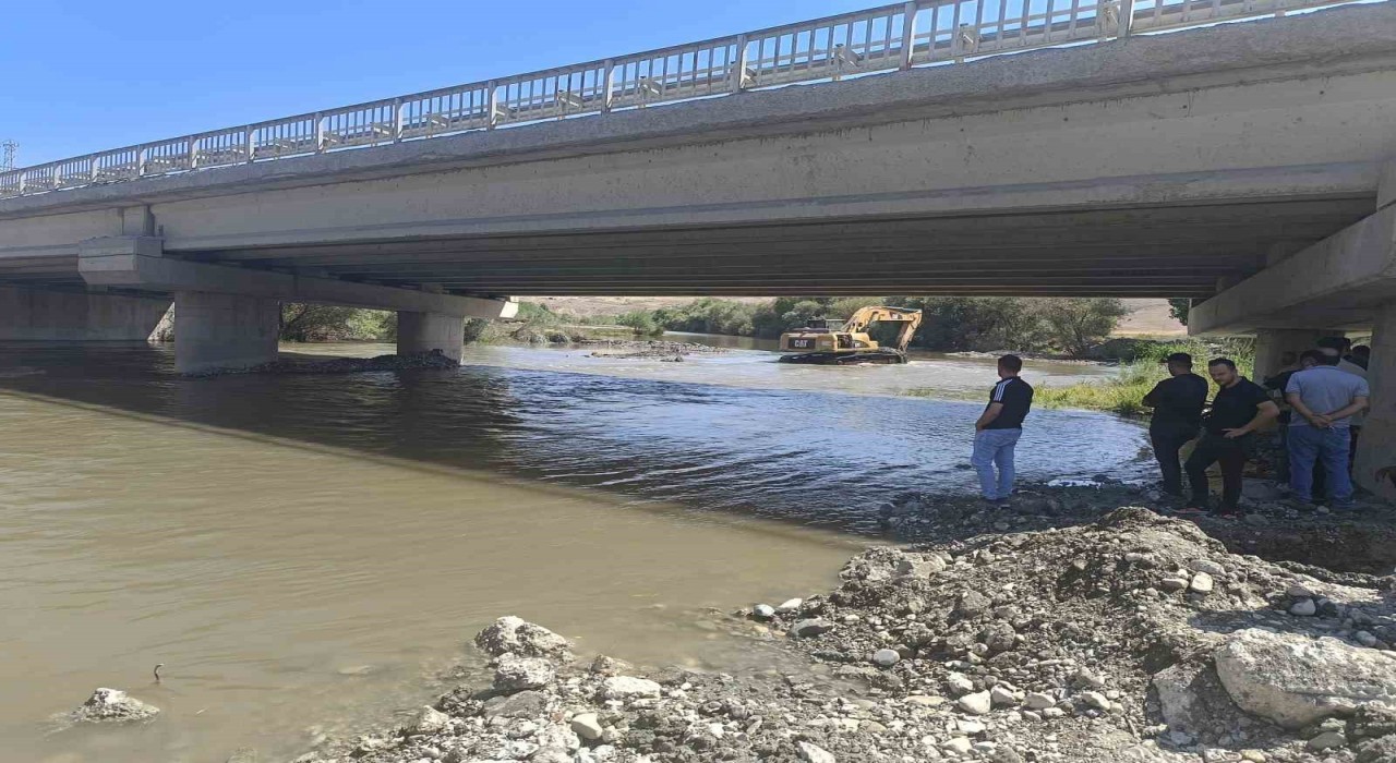 Kayıp kadın yolcuya ulaşılmaya çalışılıyor