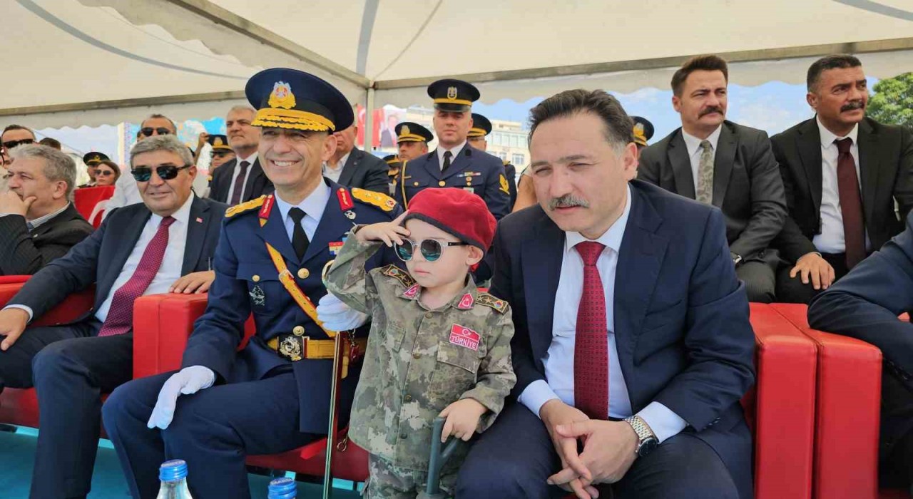 Kayseride Zafer Bayramı coşkusu