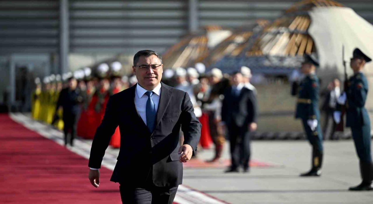 Kazakistan Cumhurbaşkanı Tokayev Kırgızistanda