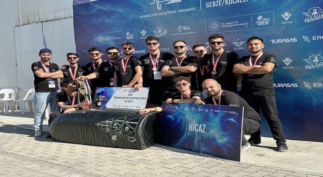 KBÜnün hyperloop takımları TEKNOFEST 2025 finalinde