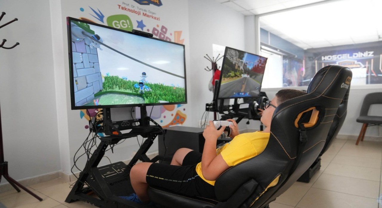 Keçiören Belediyesinden özel gereksinimli çocuklara teknoloji dolu yaz etkinliği