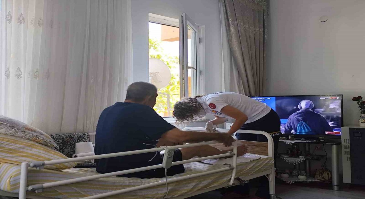 Kemerde Yaşlılarımız yalnız değildir projesi başladı