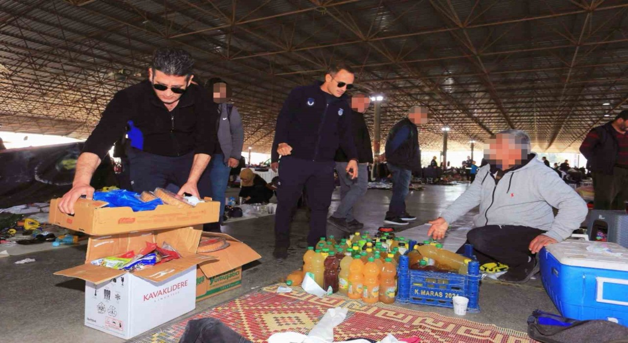 Kepezde 83 seyyar satıcıya 104 bin 27 TL para cezası