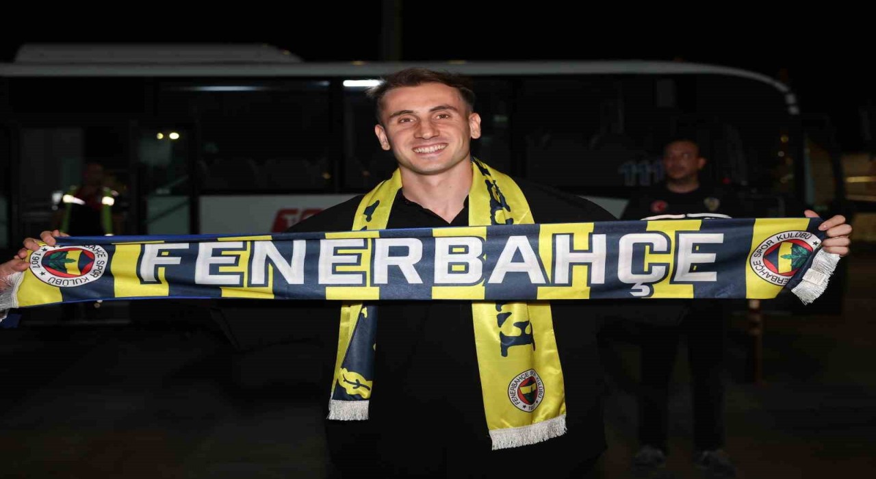 Kerem Aktürkoğlu, Fenerbahçe için İstanbulda