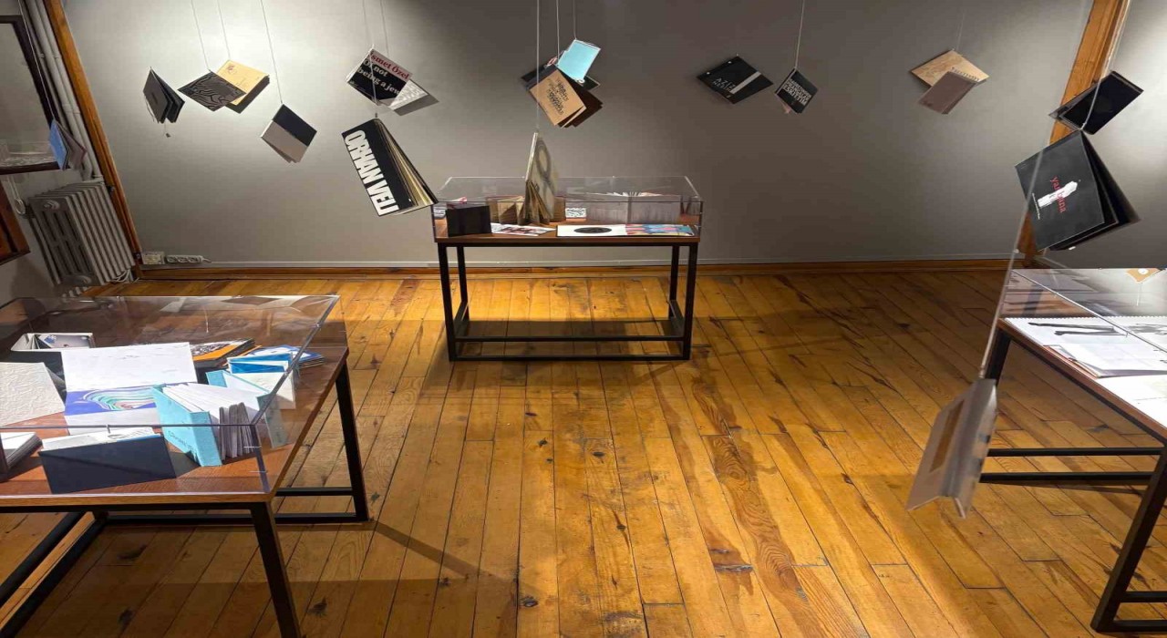 Kitap Gibi: Bir Tasarım ve Sanat Eseri Olarak Kitap Sergisi Yunus Emre Yazı Sanatları Müzesinde devam ediyor