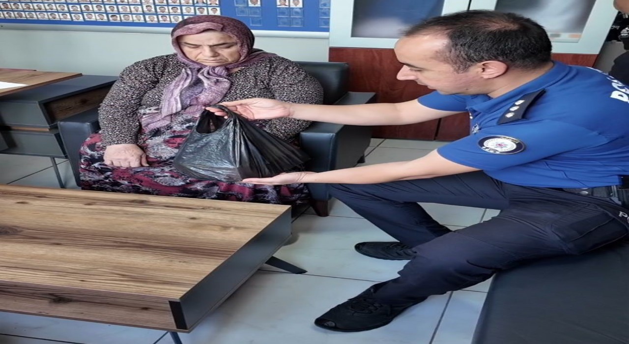 Kızı sürpriz yapınca annenin 500 bin TLlik altını çöpe gitti