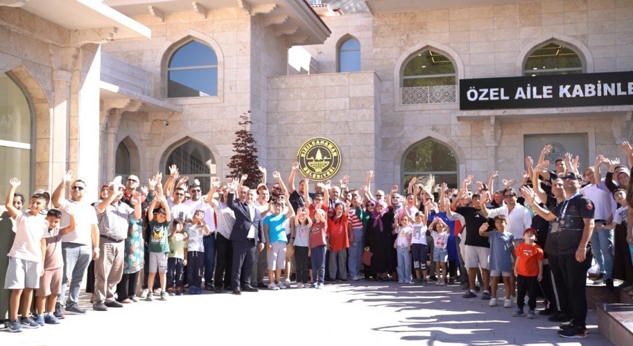Kızılcahamamda unutulmaz an: Tellaklar TOGGu köpüklerle buluşturdu