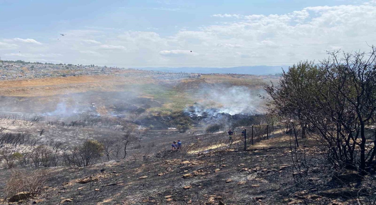 Kocaelide çıkan yangın 2 saatte söndürüldü: 5 ev ve eklentileri zarar gördü