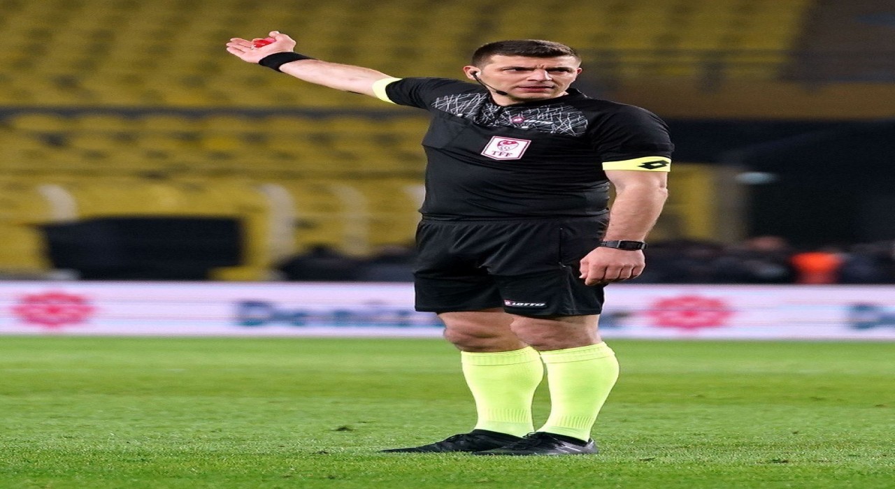 Kocaelispor - Kayserispor  maçının VARı Ümit Öztürk oldu