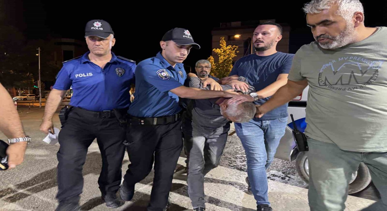 Konyada baba ve 11 yaşındaki oğlunu öldüren zanlı mısır tarlasında yakalandı