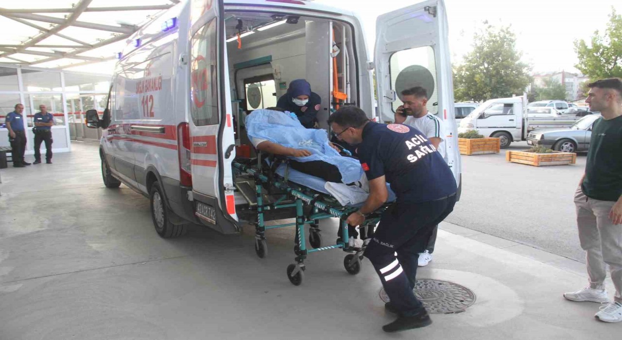 Konyada silahla vurulan kişi yaralandı