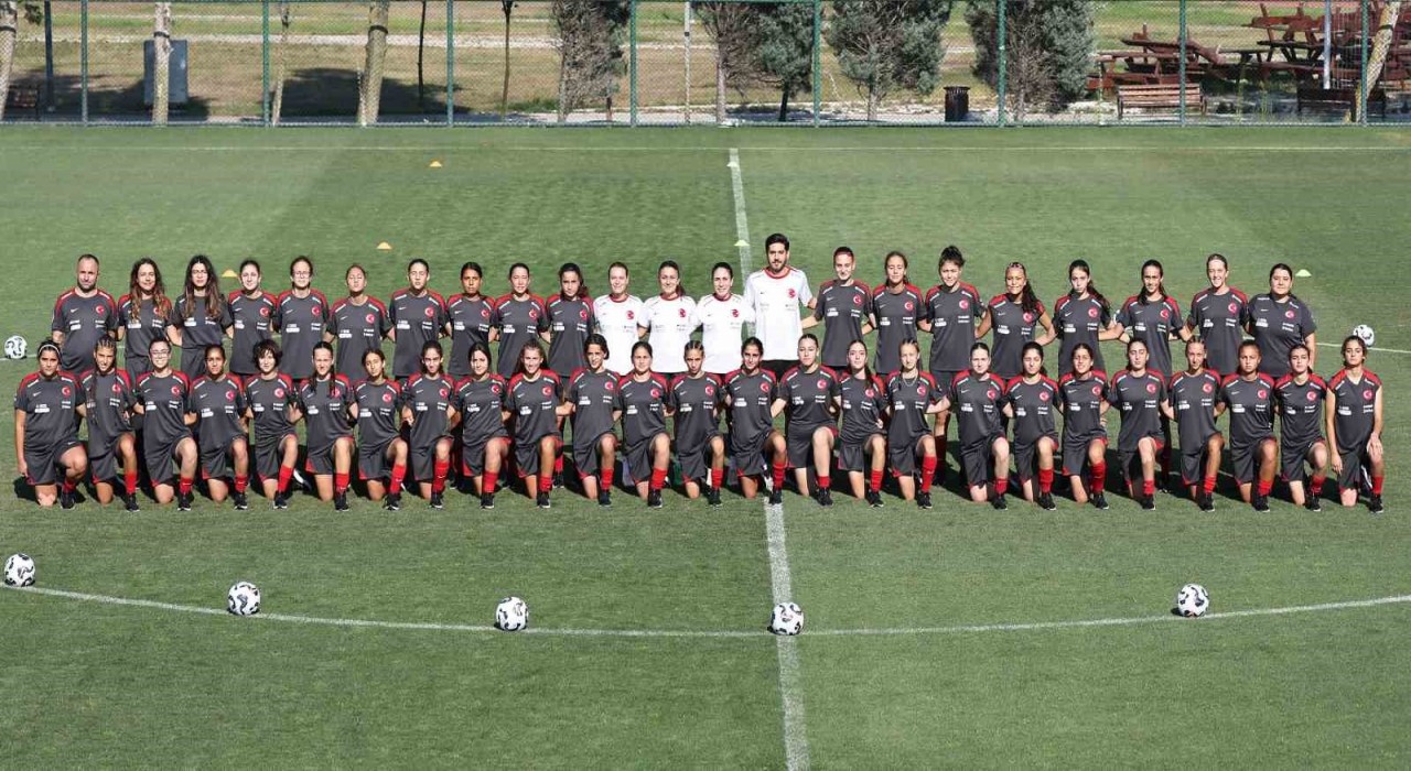 Körfezli Ravza U15 Kız Milli Takımında