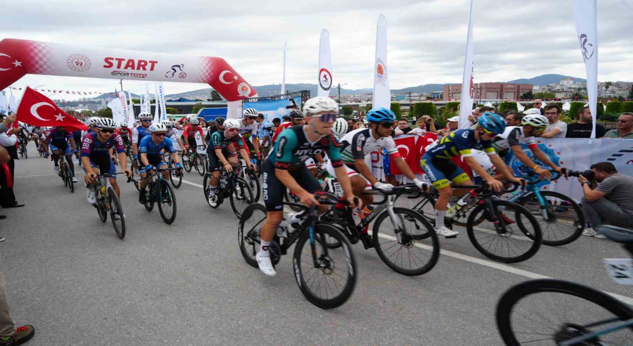 Kurtuluş Yolu Bisiklet Turu Samsunda başladı