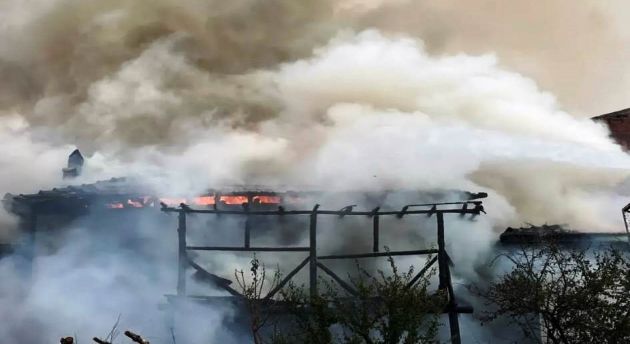 Kütahya Emette korkutan yangın