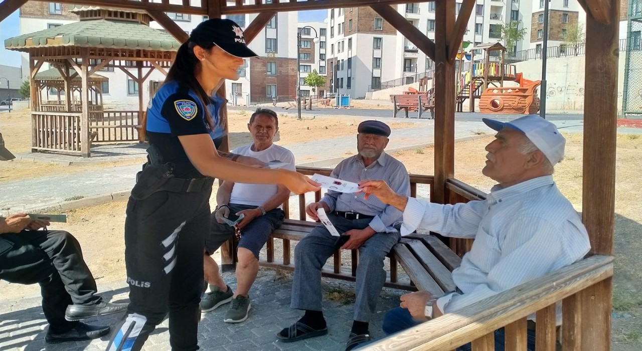 Kütahya Emniyetinden güvenli hayat için bilgilendirme çalışmaları