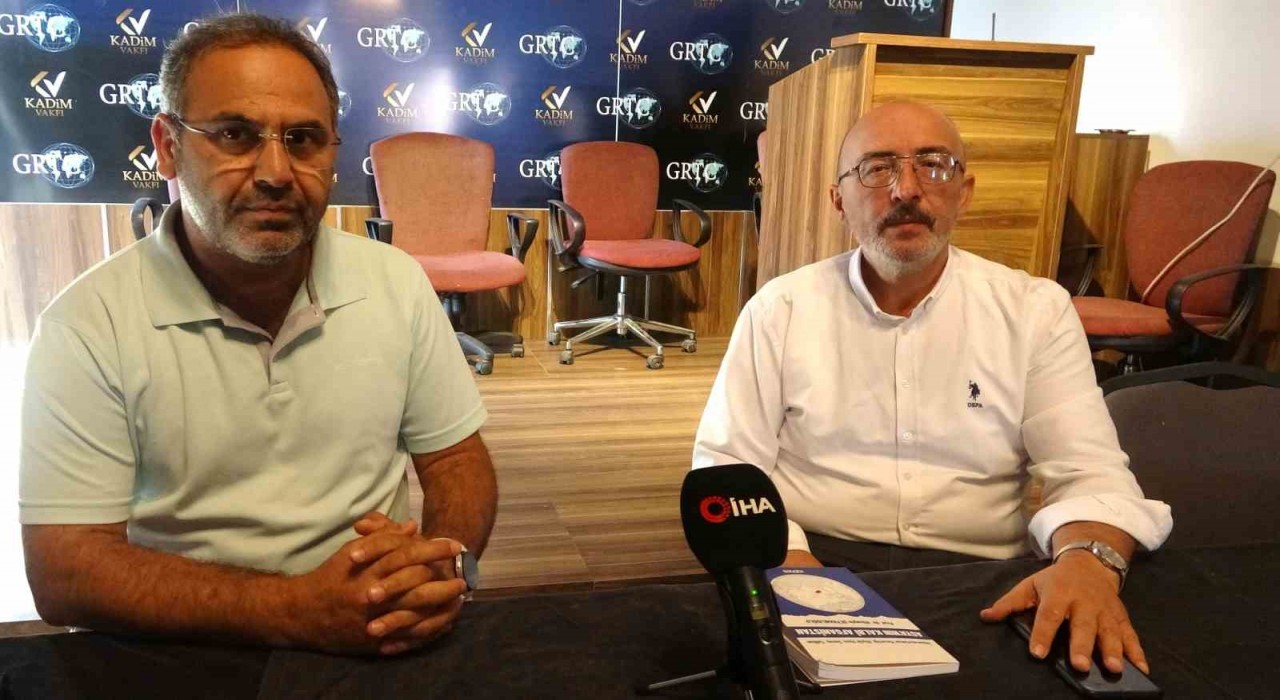 Kütahya Kadim Vakfı Başkanı Mustafa Önsaydan Bereketli Hilal umre yolculuğu