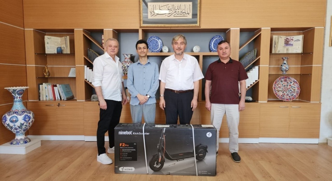 Kütahya Kılıçarslan Anadolu Lisesi öğrencisinden Türkiye birinciliği