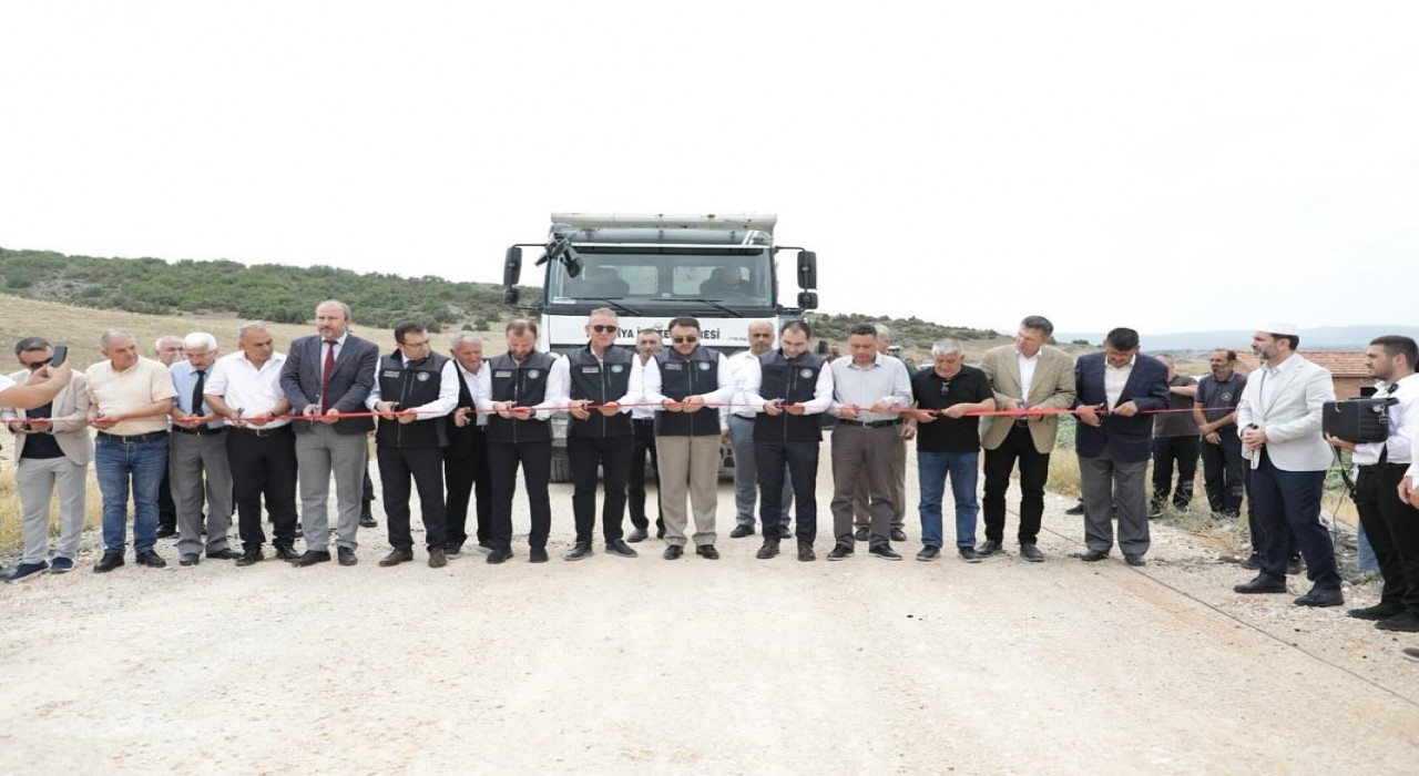 Kütahyada Kayıköy-Güzelyurt-Çavdarhisar bağlantı yolu hizmete sunuldu