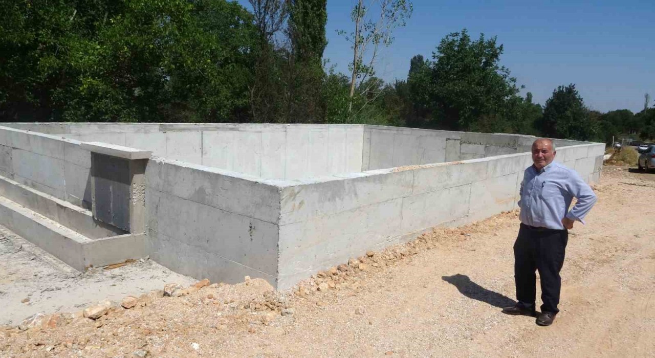Kütahyada yangına müdahale ve sulama amaçlı 450 tonluk su havuzu yapıldı